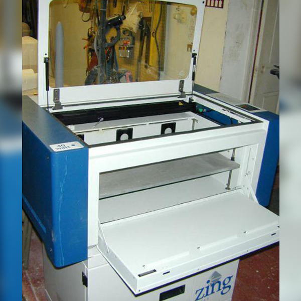 servicio de grabado de acrilico a medida